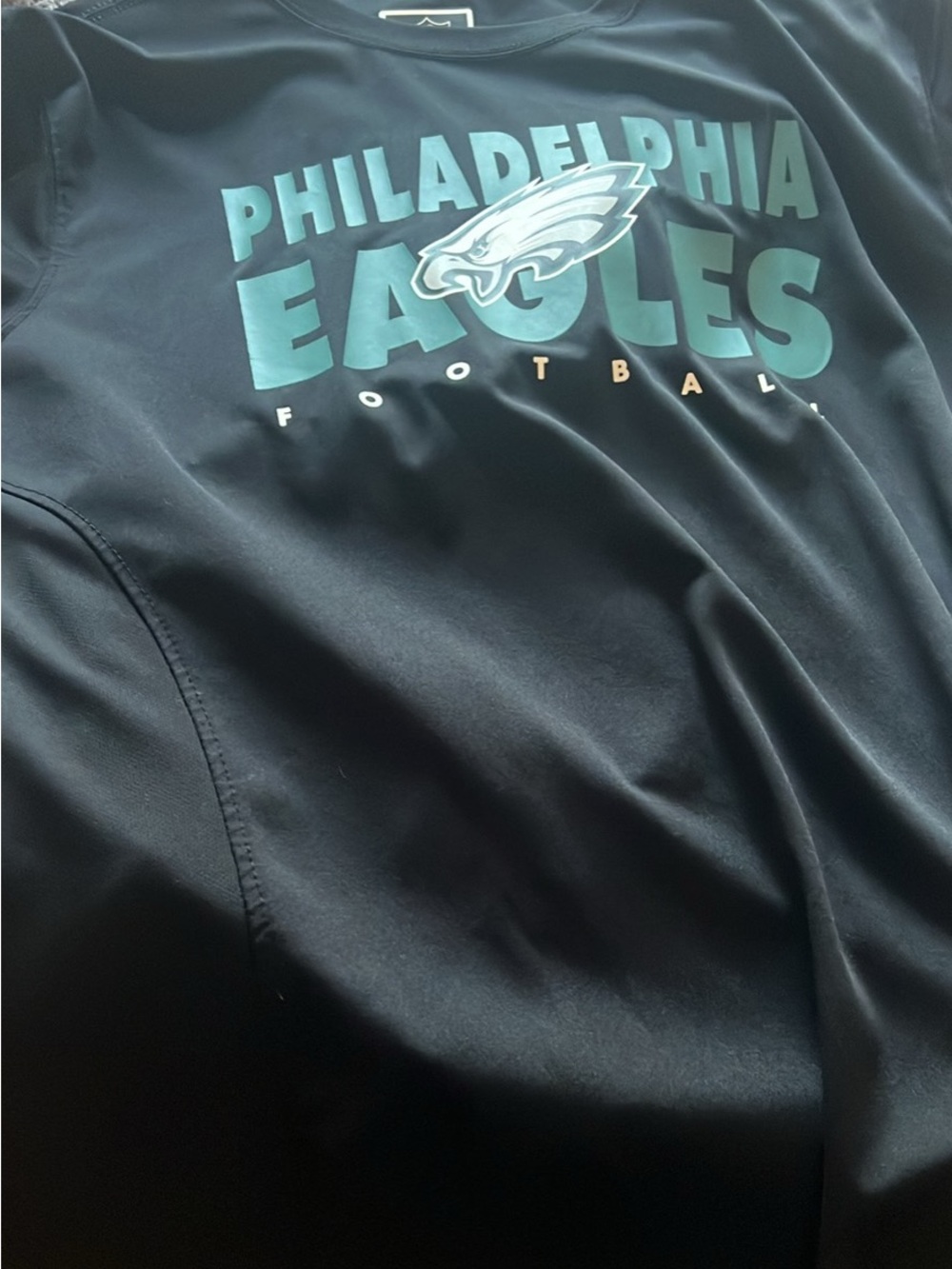 Philadelphia Eagles Black Logo Tee